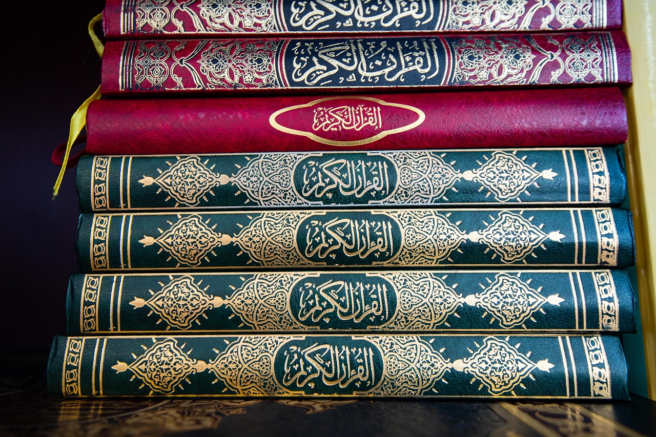 Quran translation and Tafseer course online: student studying the meaning of the Quran